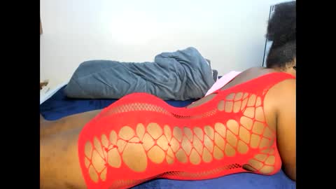 cute_gee43 online show from May 27, 12:01 am