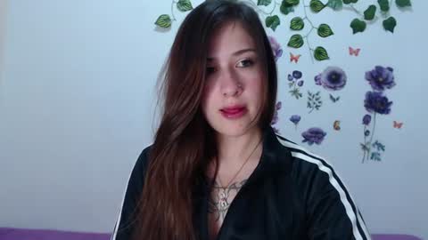 Isabella online show from June 14, 2:30 am