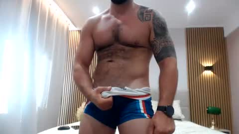Cute Johny01 online show from August 3, 6:20 am