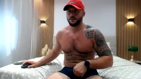 Cute Johny01 online show from August 3, 7:26 am