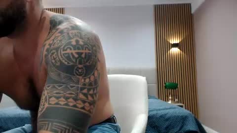 Cute Johny01 online show from August 10, 6:15 am
