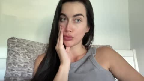 cute_kriss94 online show from July 28, 4:35 pm