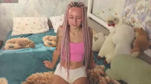 Luucy online show from August 7, 7:41 am