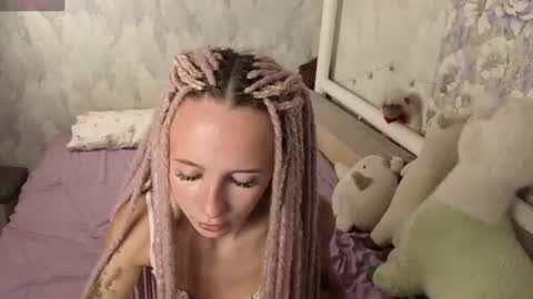 Luucy online show from August 10, 8:27 am