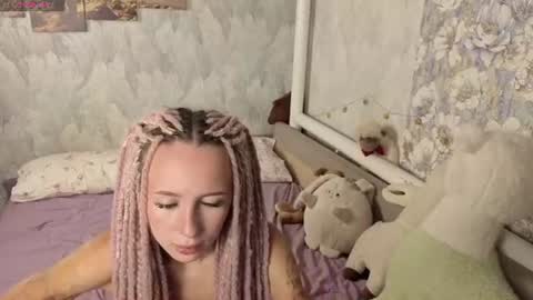 Luucy online show from August 12, 5:10 am