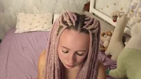 Luucy online show from August 13, 9:56 am