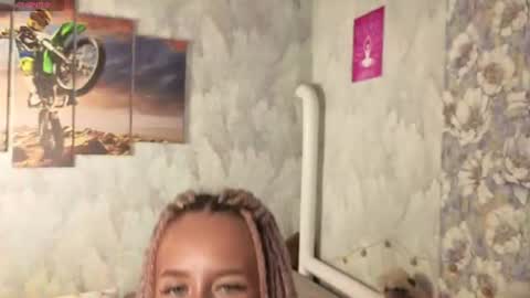 Luucy online show from August 14, 4:05 am