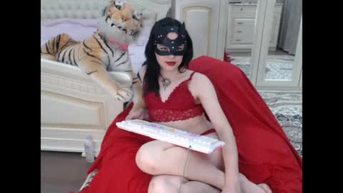cute_maddy666 online show from April 21, 6:44 pm