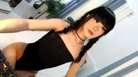 Jane online show from August 13, 7:44 am