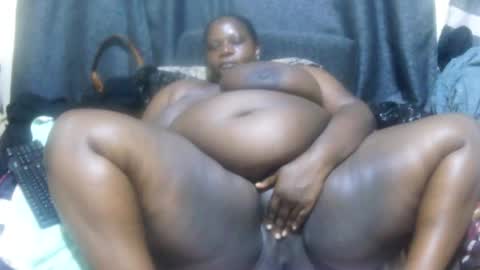 Sweetebony online show from August 3, 11:45 pm