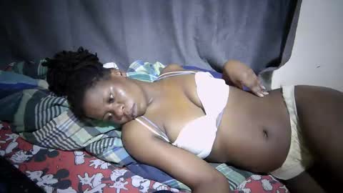 cute_melaninn online show from May 9, 7:49 pm