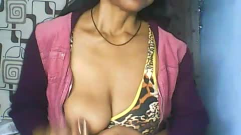 murielle online show from July 17, 8:09 pm