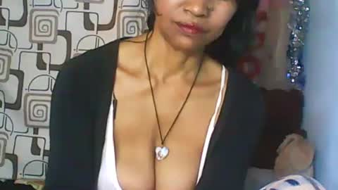 murielle online show from July 24, 7:55 am