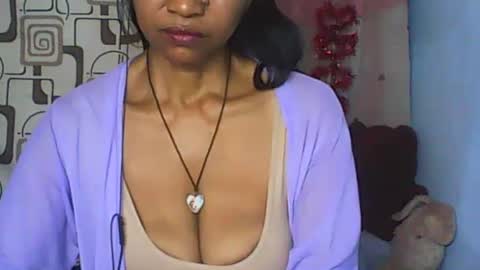 murielle online show from August 14, 9:35 am