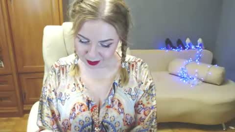 cute_phoenix online show from August 9, 9:49 pm
