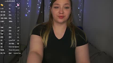 cute_sharloti online show from August 22, 7:31 pm