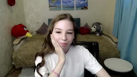 cute_shyg online show from August 5, 1:42 pm