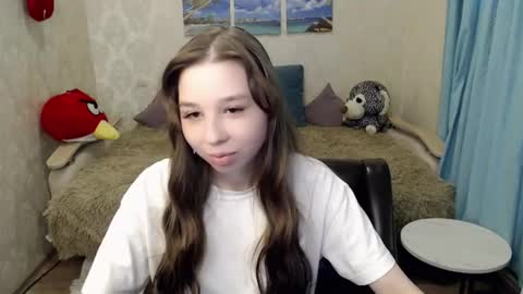 cute_shyg online show from August 6, 3:00 pm
