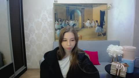 cute_shyg online show from August 14, 8:51 am