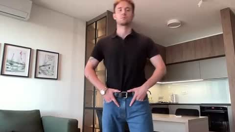 cute_skywalker online show from August 10, 6:15 am