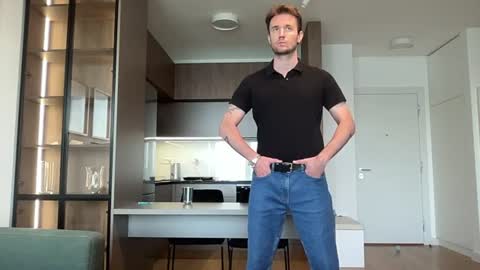 cute_skywalker online show from August 11, 7:43 am
