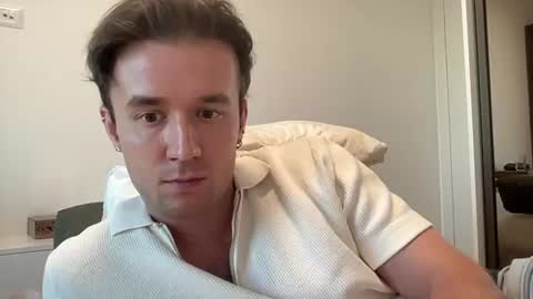 cute_skywalker online show from August 13, 5:05 pm