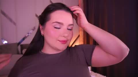 cuteamberr online show from July 7, 2:26 am