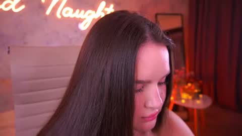 cuteamberr online show from August 15, 3:43 am