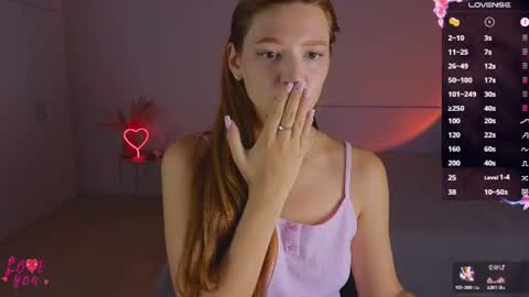 Ariel online show from August 3, 6:48 pm
