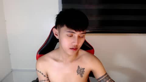 cuteasiancock98 online show from August 12, 5:21 am