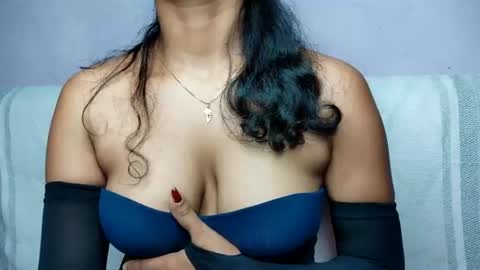 cuteaura20 online show from August 14, 5:38 pm