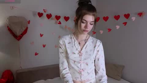 Aurora Lina and a few other beauties online show from March 12, 11:18 am