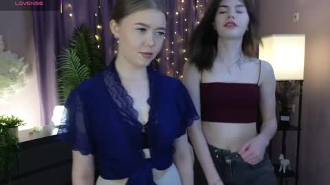 Aurora Lina and a few other beauties online show from March 30, 12:19 pm