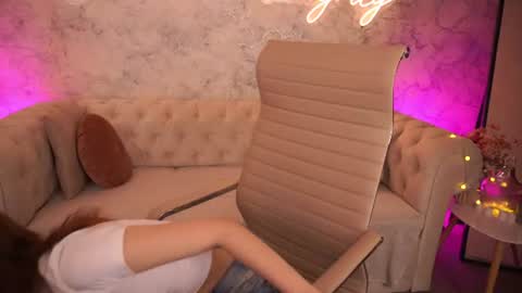 Foxy online show from August 1, 1:39 pm