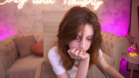 Foxy online show from August 4, 4:37 pm