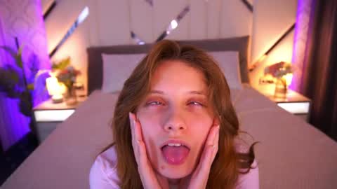 Foxy online show from August 7, 3:34 pm