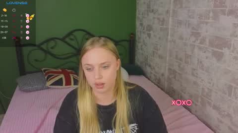Amyy online show from July 30, 4:42 am