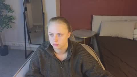 Amyy online show from August 9, 1:06 am