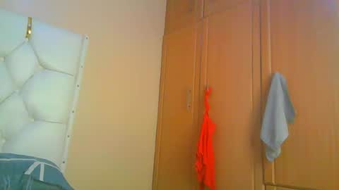 cutegee21 online show from June 23, 1:12 pm