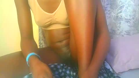 cutegee21 online show from July 5, 8:45 pm