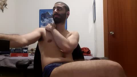 cuteguy52 online show from August 3, 3:30 pm