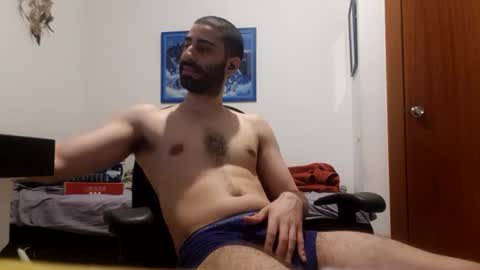 cuteguy52 online show from August 3, 4:36 pm