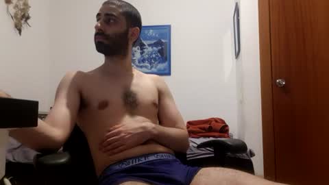 cuteguy52 online show from August 3, 5:42 pm