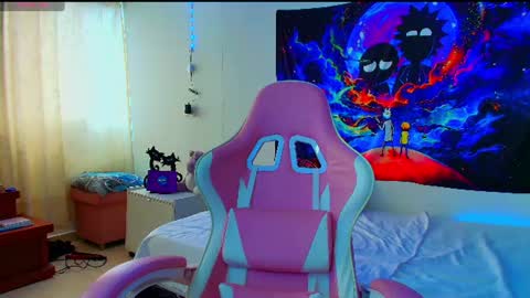 tell me jess   online show from July 30, 4:47 pm