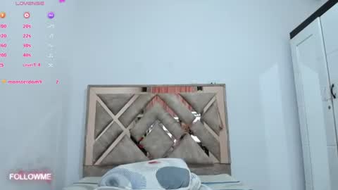 cutelatinax Twtter  Onlyfns online show from August 9, 1:56 pm