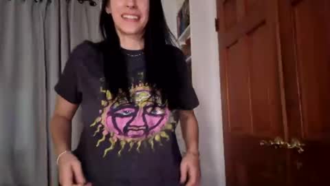 Cutelittlemama0418 Lola online show from August 7, 1:44 pm