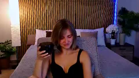 cutemirage online show from August 3, 4:58 pm