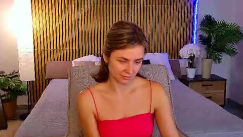cutemirage online show from August 8, 2:50 pm