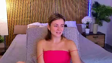 cutemirage online show from August 8, 9:26 pm