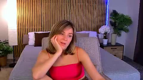 cutemirage online show from August 12, 4:53 pm